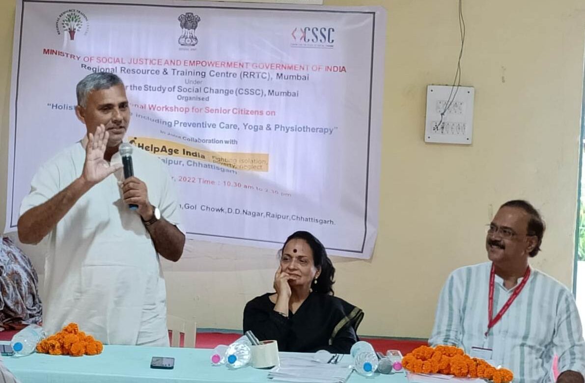 वरिष्ठ नागरिकों के प्रति युवा संवेदनशील व्यवहार अपनाएं  :  ज्ञानेश शर्मा