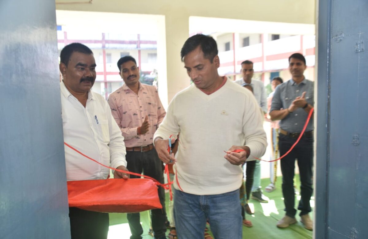 गरियाबंद पुलिस की नई पहल पुलिस लाइन में खोला गया बच्चों के लिए पुस्तकालय