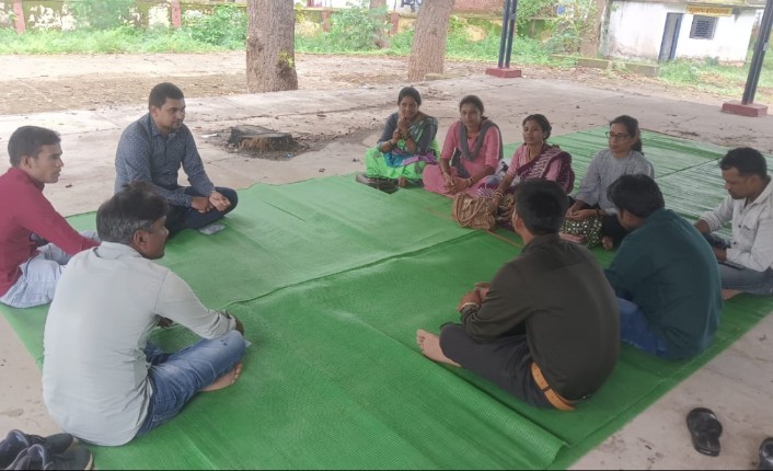 Gariyaband: गरियाबंद मंडी प्रांगण में जिला मेट संघ का बैठक संपन्न