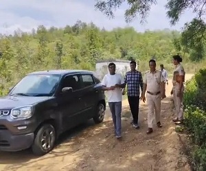 नक्सली हमले का खतरा बढ़ा, 5000 किलो विस्फोटक लूट के बाद छत्तीसगढ़ में अलर्ट जारी…