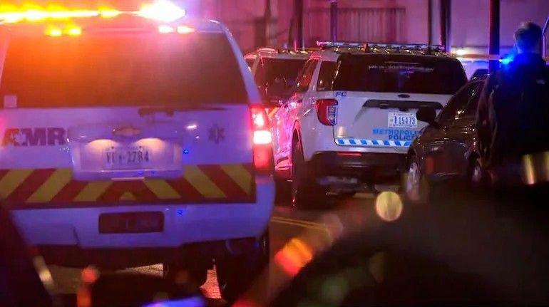 Attack from Boat :अमेरिका फिर दहला! रेस्टोरेंट पर नाव से फायरिंग, 3 लोगों की मौत