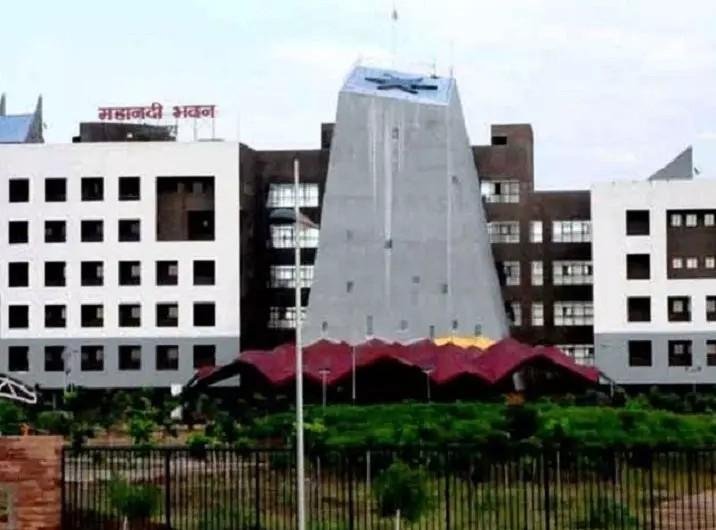 Aadhaar-Based Biometric : पारदर्शिता के लिए नया सिस्टम मंत्रालय में आधार-आधारित उपस्थिति Aadhaar-Based Biometric