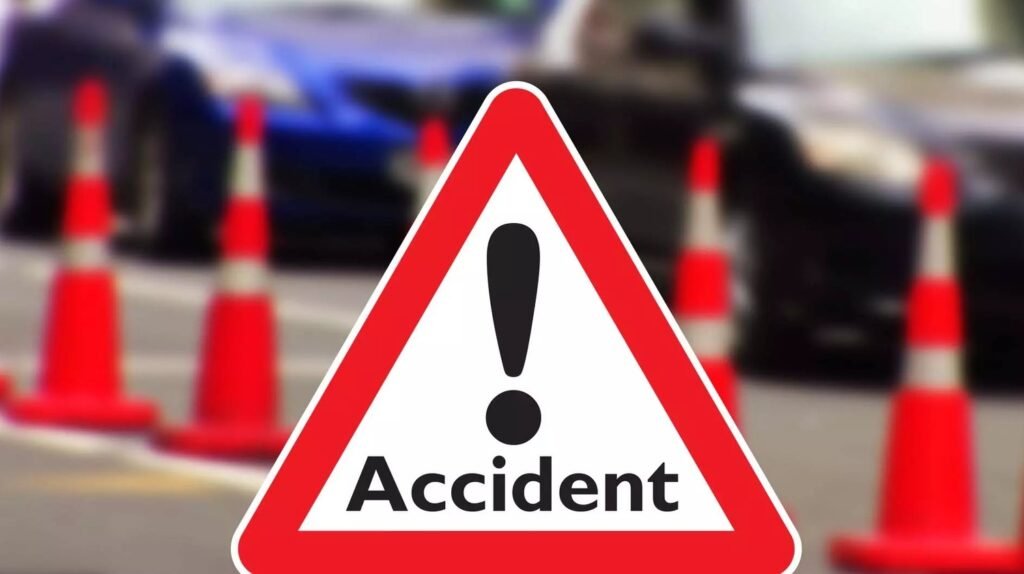 Harvester Accident Chhattisgarh : तेज रफ्तार ट्रक ने हार्वेस्टर में मारी टक्कर, 9 मजदूर घायल, दो की स्थिति गंभीर Harvester Accident Chhattisgarh