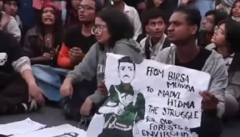 इंडिया गेट पर प्रदूषण के खिलाफ प्रदर्शन, 15 से अधिक प्रदर्शनकारी गिरफ्तार