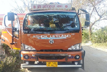 Major Action By Jashpur Police : ऑपरेशन आघात में दो ट्रकों से 200 बोरी अवैध गुटखा जब्त