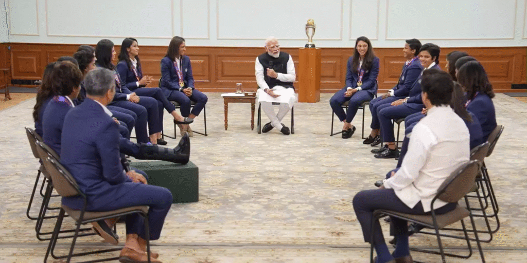 PM Modi cricketer meeting : हरलीन देओल ने पीएम मोदी से पूछा – “सर, आपका स्किनकेयर रूटीन क्या है?” | वीडियो हुआ वायरल