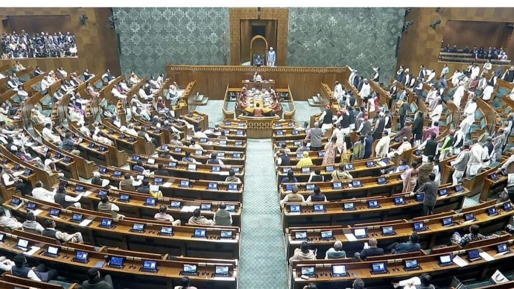 Rajya Sabha proceedings adjourned : शीतकालीन सत्र अपडेट, लोकसभा और राज्यसभा कार्यवाही स्थगित, विपक्ष अड़े