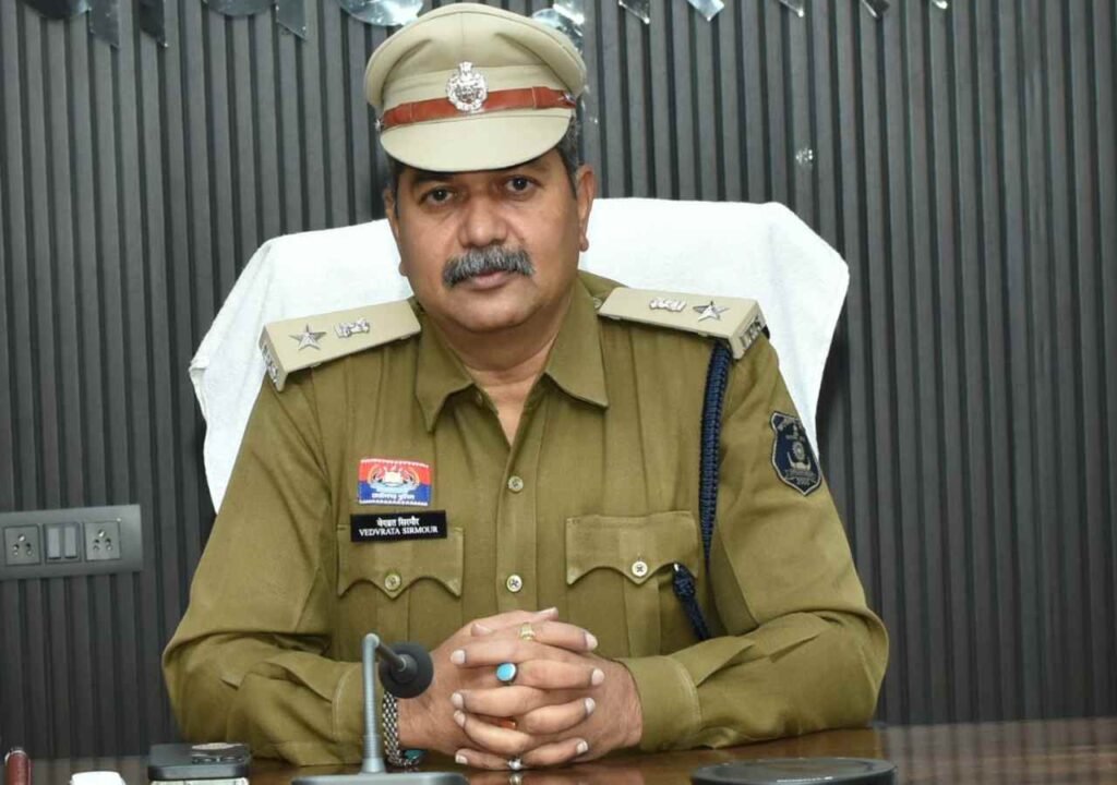 गरियाबंद में नये पुलिस अधीक्षक वेदव्रत सिरमौर (भापुसे) ने संभाला पदभार
